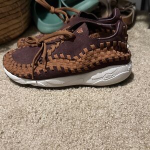 Nike Brown and White Woven Athletic Shoes